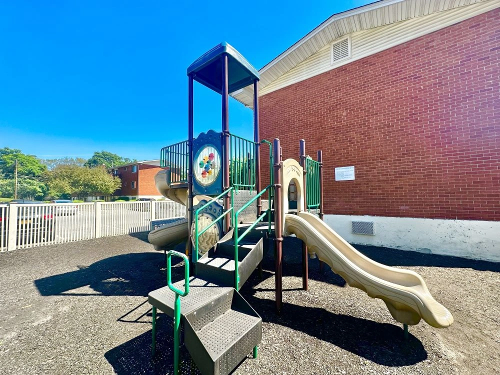 Dutchess Apartments Banner 3