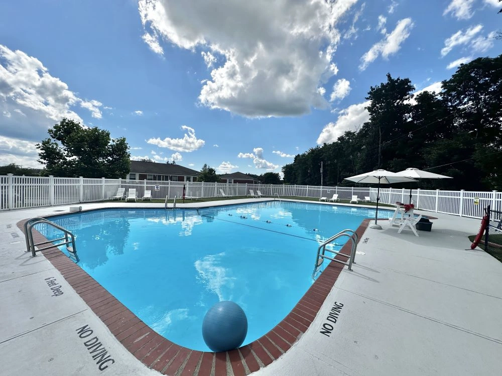 Ridgefield Apartments Banner 5